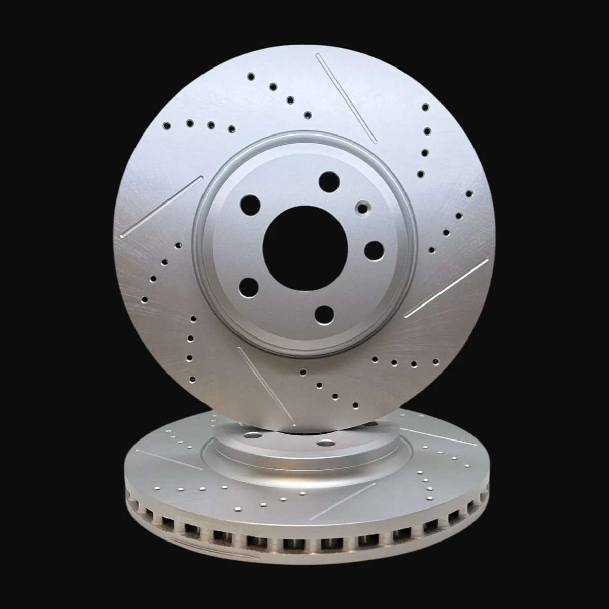 Discos Delanteros Ranurados y Perforados Línea Premium - AUDI A4 A5 Q5 / AUDI A6 2.8 / AUDI S4 3.0