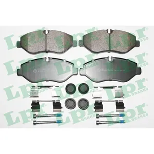Pastillas de freno delanteras - IVECO DAILY 55.16 / M. BENZ SPRINTER 311-316-416-516 2012/à (+ KIT ACCESORIOS)